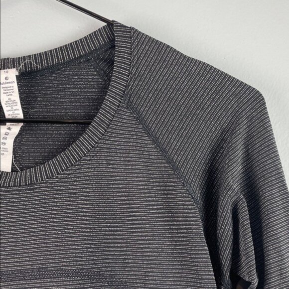 Lululemon Sparkly Long Sleeve Top Size 10 - Picture 3 of 9